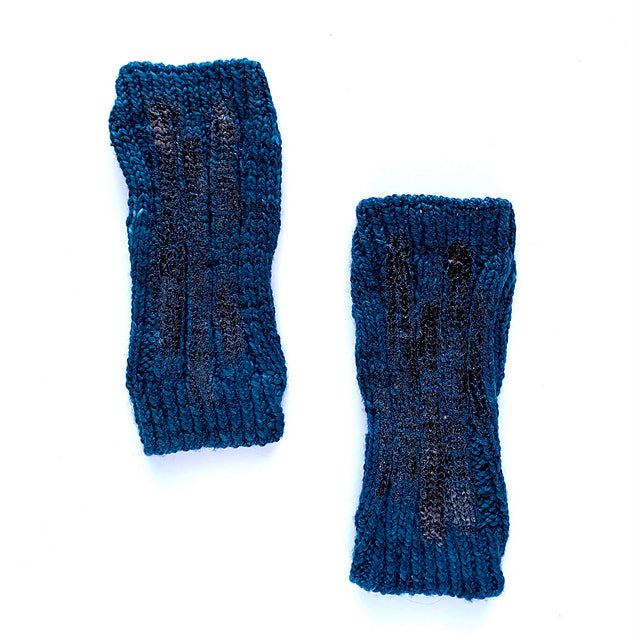 fingerless gloves with black foil | hand knits