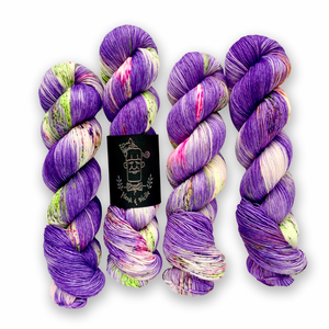 PREORDER: $22 CotM - unintentionally immortal | 4-ply sock