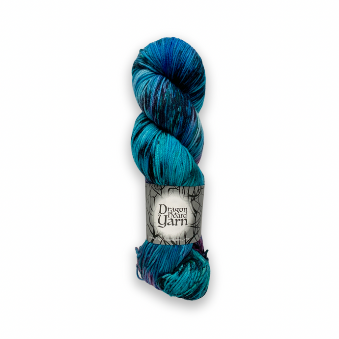 DESTASH: dragon hoard yarn lore fingering | deku