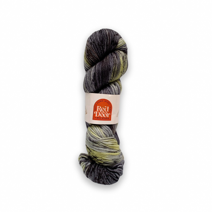 DESTASH: red door fibre studio classic DK | the white wolf