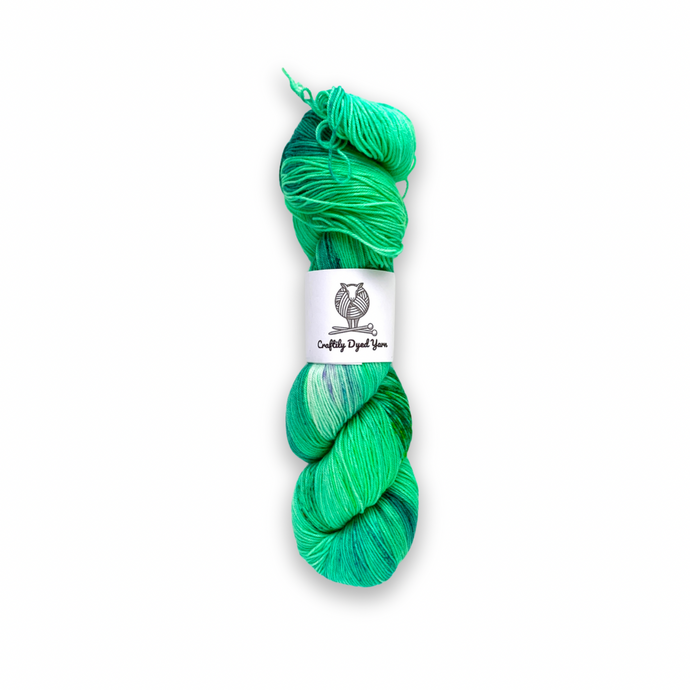 DESTASH: craftily dyed yarn classic sock | clover