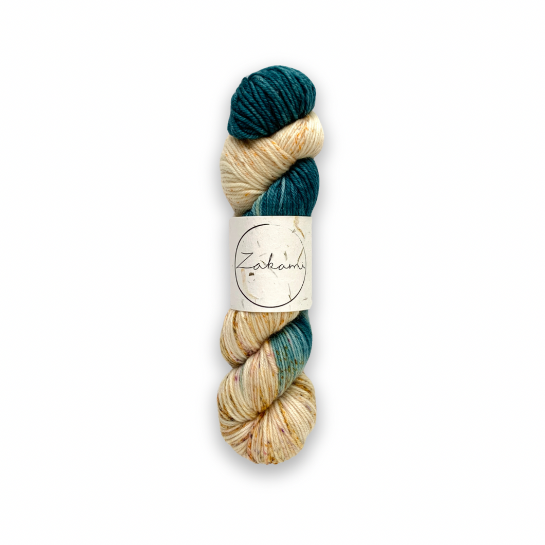 DESTASH: zakami yarns DK | clotho