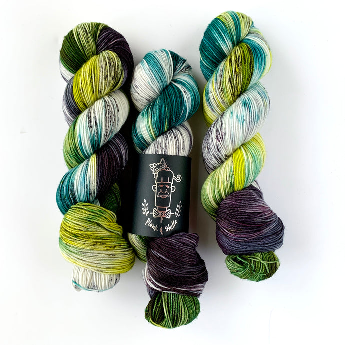 black coral (sansevieria) | 3-ply sock